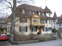 Adjacent house in Alpenstrasse
