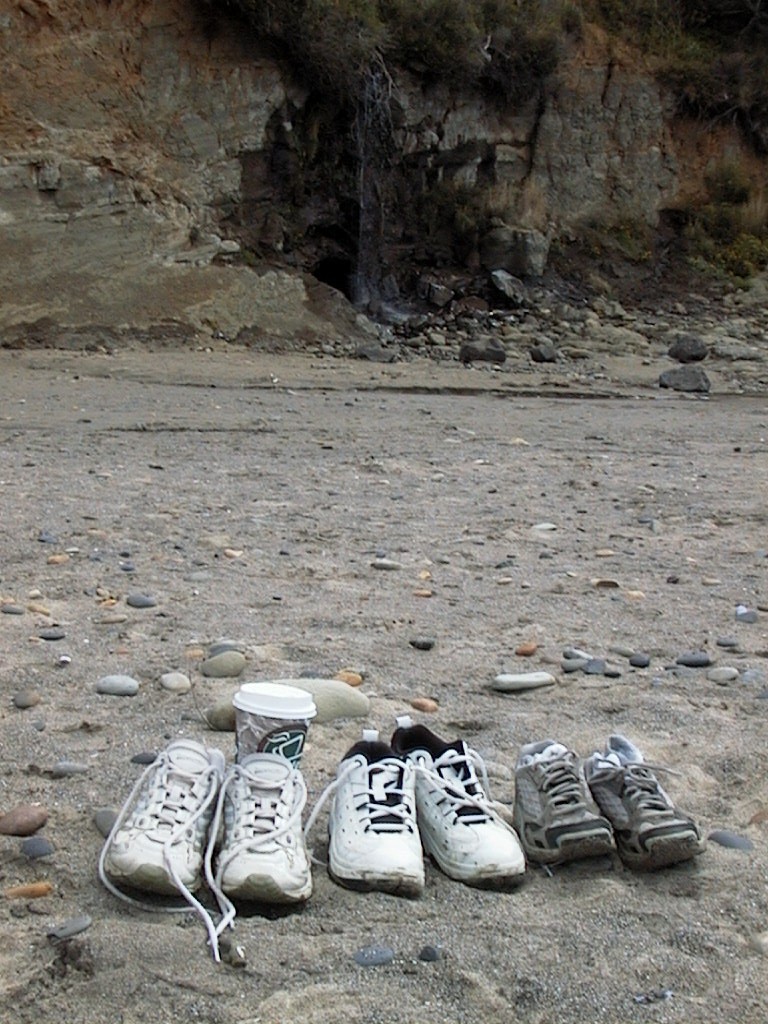 images/22_shoes.jpg