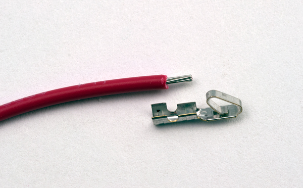 Stripped single wire and crimp connector